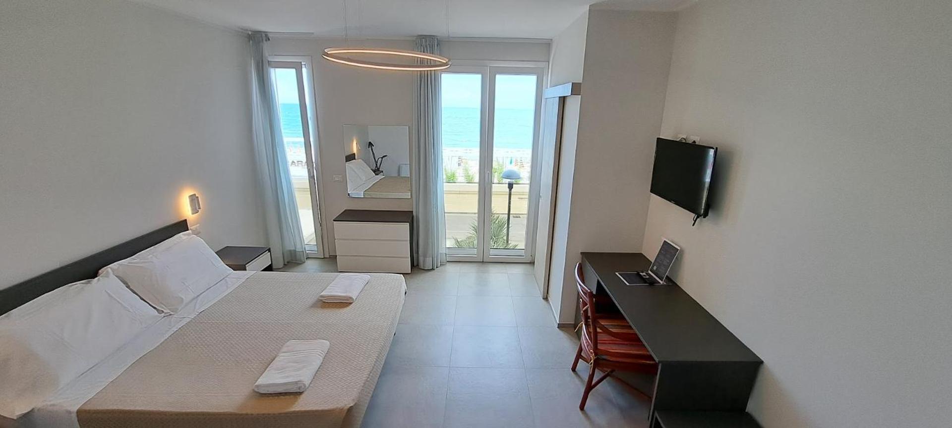 Hotel Caravel Marotta Kültér fotó