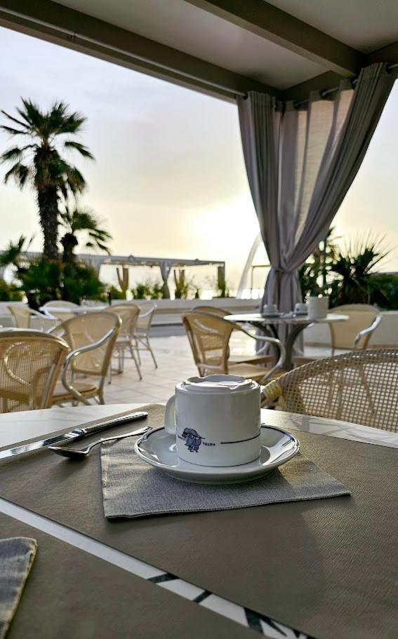 Hotel Caravel Marotta Kültér fotó