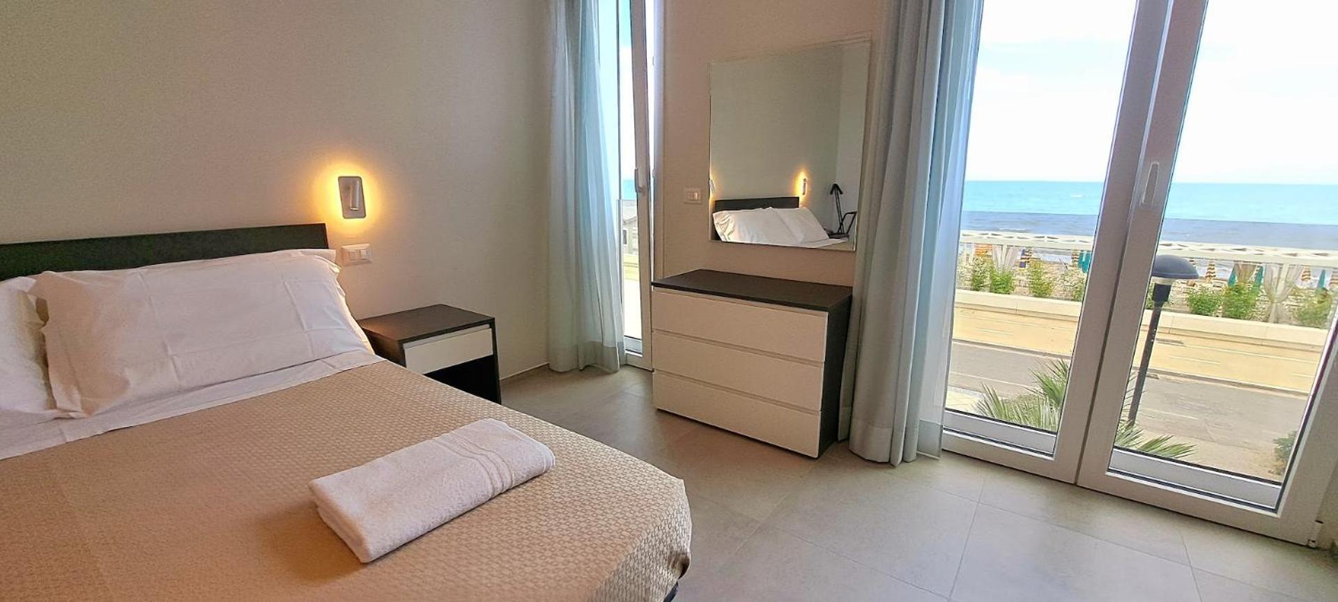 Hotel Caravel Marotta Kültér fotó