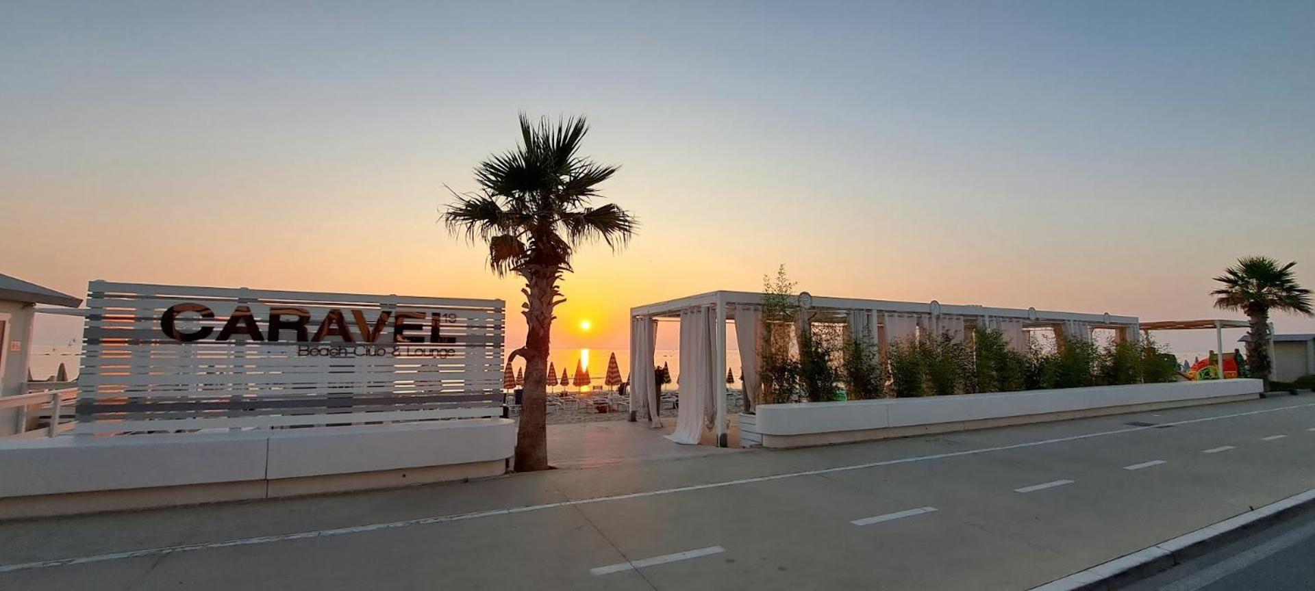Hotel Caravel Marotta Kültér fotó