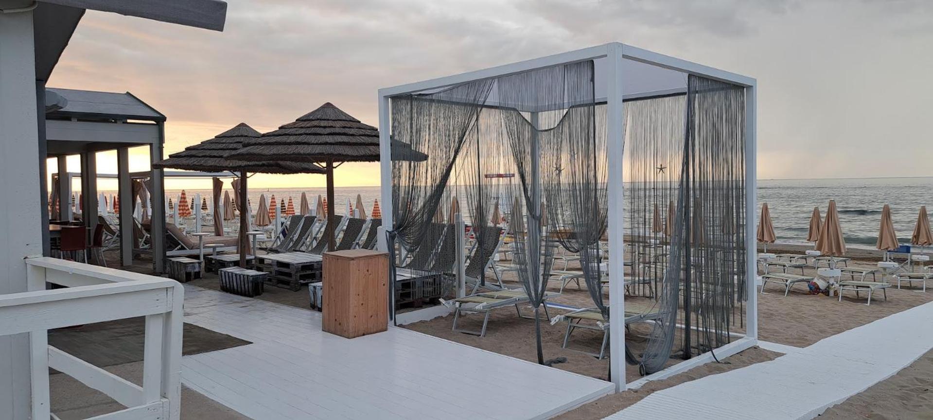 Hotel Caravel Marotta Kültér fotó